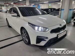Kia K3 2020 года из Южной Кореи