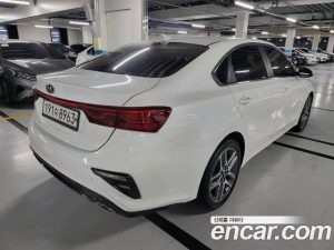 Kia K3 2020 года из Южной Кореи
