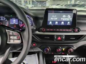 Kia K3 2020 года из Южной Кореи