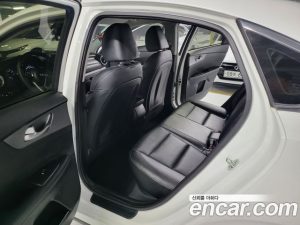 Kia K3 2020 года из Южной Кореи