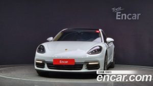 Porsche Panamera 3.0 AWD 2020 года из Южной Кореи