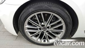 Kia K9 3.8 GDI AWD 2021 года из Южной Кореи