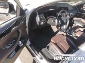 BMW X4 xDrive20i xLine 2021 года из Южной Кореи