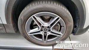 Mercedes-Benz GLB-Class GLB250 4MATIC 2020 года из Южной Кореи