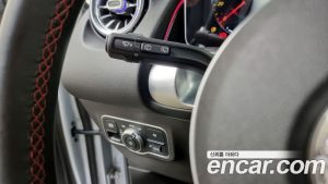 Mercedes-Benz GLB-Class GLB250 4MATIC 2020 года из Южной Кореи
