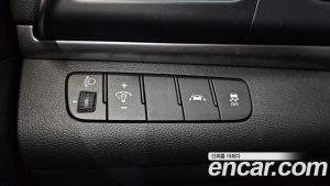 Hyundai AVANTE 1.6 2020 года из Южной Кореи