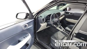 Hyundai Venue 1.6 Flux 2021 года из Южной Кореи