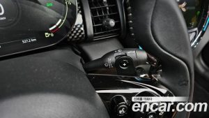 Mini Cooper Convertible DEFAULT 2021 года из Южной Кореи