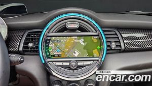 Mini Cooper Convertible DEFAULT 2021 года из Южной Кореи