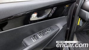 Kia Sorento Дизель 2.0 2WD 2020 года из Южной Кореи