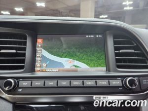 Hyundai AVANTE 1.6 2020 года из Южной Кореи