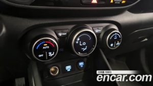 Hyundai Venue 1.6 Modern 2020 года из Южной Кореи