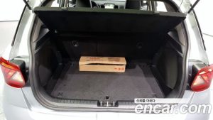 Hyundai Venue 1.6 Modern 2020 года из Южной Кореи