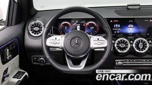 Mercedes-Benz GLB-Class GLB250 4MATIC 2020 года из Южной Кореи