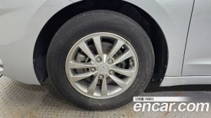 Hyundai AVANTE 1.6 2020 года из Южной Кореи