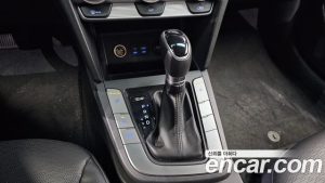 Hyundai AVANTE 1.6 2020 года из Южной Кореи