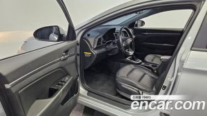 Hyundai AVANTE 1.6 2020 года из Южной Кореи