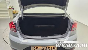 Hyundai AVANTE 1.6 2020 года из Южной Кореи