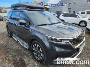 Kia Carnival 9-Seater Signature 2022 года из Южной Кореи