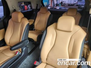 Kia Carnival 9-Seater Signature 2022 года из Южной Кореи