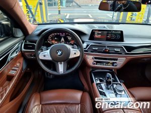BMW 7-Series M760Li xDrive 2020 года из Южной Кореи