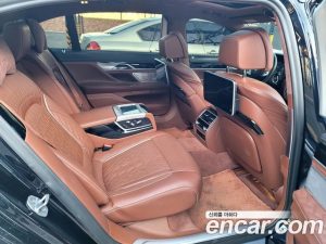 BMW 7-Series M760Li xDrive 2020 года из Южной Кореи