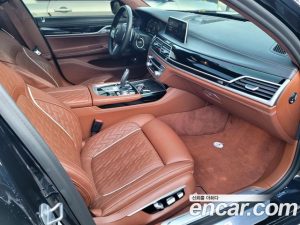 BMW 7-Series M760Li xDrive 2020 года из Южной Кореи