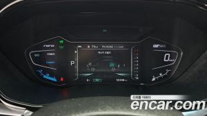 Kia Niro 1.6 HEV 2020 года из Южной Кореи