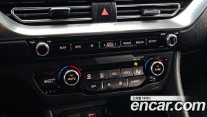 Kia Niro 1.6 HEV 2020 года из Южной Кореи
