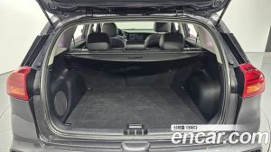 Kia Niro 1.6 HEV 2020 года из Южной Кореи