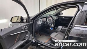 BMW 1-Series 118d Sport 2021 года из Южной Кореи