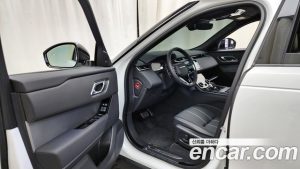 Land Rover Range Rover Velar 2.0 P250 R-Dynamic SE 2023 года из Южной Кореи