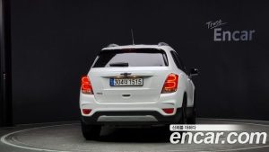 ChevroletGMDaewoo Trax 1.4 RED-LINE 2021 года из Южной Кореи