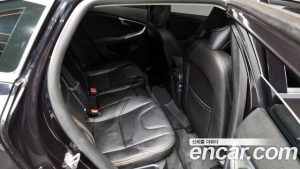 Volvo V40 D3 2019 года из Южной Кореи