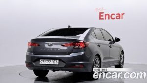 Hyundai AVANTE 1.6 2020 года из Южной Кореи
