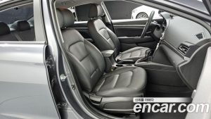 Hyundai AVANTE 1.6 2020 года из Южной Кореи