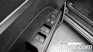 Hyundai AVANTE 1.6 2020 года из Южной Кореи