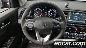 Hyundai AVANTE 1.6 2020 года из Южной Кореи