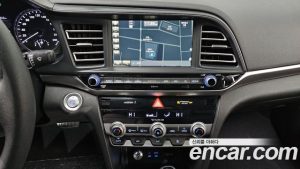 Hyundai AVANTE 1.6 2020 года из Южной Кореи
