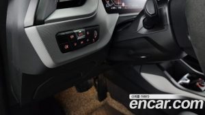 BMW 2-Series 218d Advantage 2021 года из Южной Кореи
