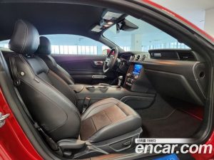 Ford Mustang Coupe 2021 года из Южной Кореи