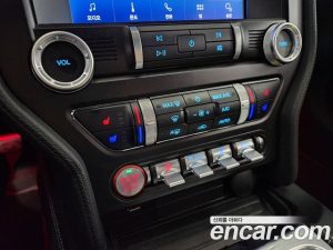 Ford Mustang Coupe 2021 года из Южной Кореи