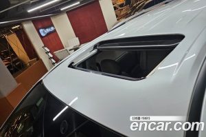 Toyota Sienna 2.5 HYBRID 2WD 2023 года из Южной Кореи