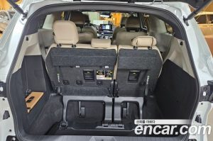 Toyota Sienna 2.5 HYBRID 2WD 2023 года из Южной Кореи