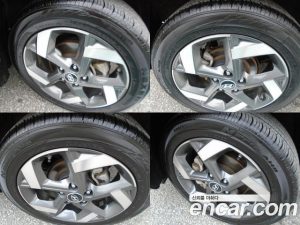 Hyundai Venue 1.6 Flux 2020 года из Южной Кореи