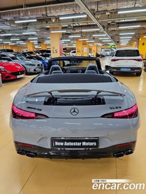 Mercedes-Benz SL-Class AMG SL63 4MATIC+ Performance 2023 года из Южной Кореи
