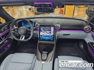 Mercedes-Benz SL-Class AMG SL63 4MATIC+ Performance 2023 года из Южной Кореи