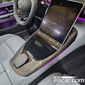 Mercedes-Benz SL-Class AMG SL63 4MATIC+ Performance 2023 года из Южной Кореи