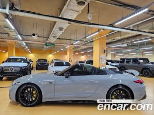 Mercedes-Benz SL-Class AMG SL63 4MATIC+ Performance 2023 года из Южной Кореи