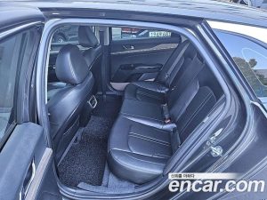 Kia K5 1.6 Turbo 2021 года из Южной Кореи
